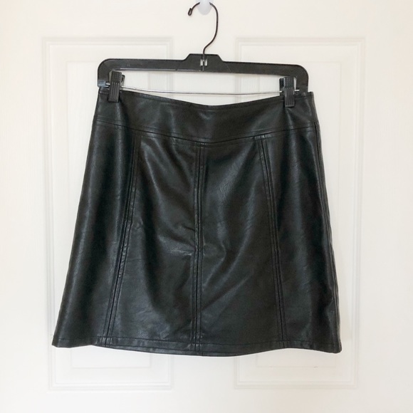 The Impeccable Pig Dresses & Skirts - FINAL PRICE The Impeccable Pig Faux Leather Skirt